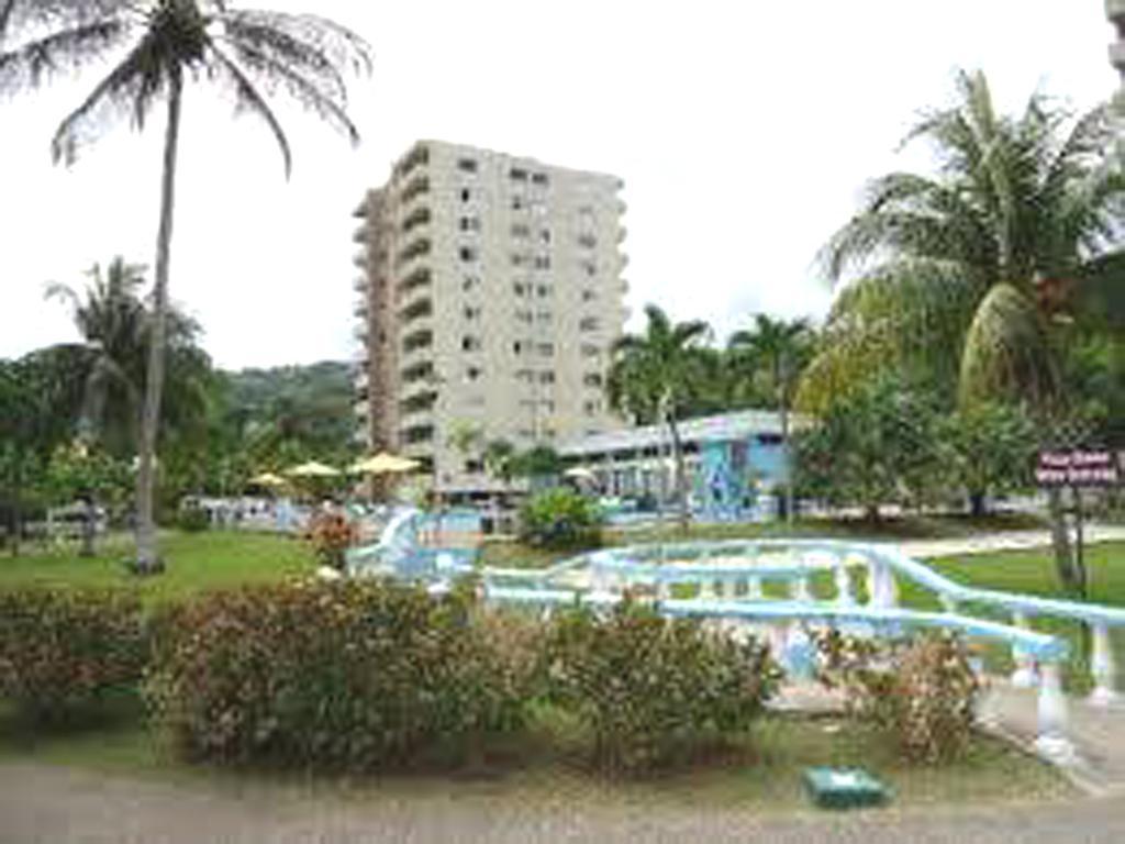Turtle Beach Towers Apt 22 C - Ocho Rios Esterno foto