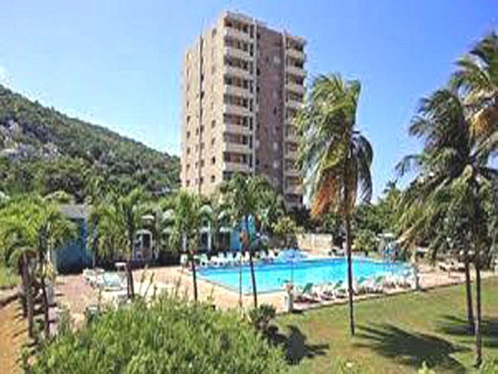 Turtle Beach Towers Apt 22 C - Ocho Rios Esterno foto