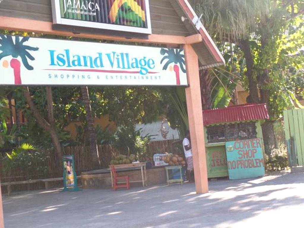Turtle Beach Towers Apt 22 C - Ocho Rios Esterno foto