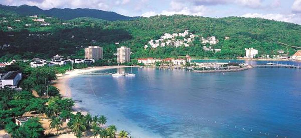 Turtle Beach Towers Apt 22 C - Ocho Rios Esterno foto