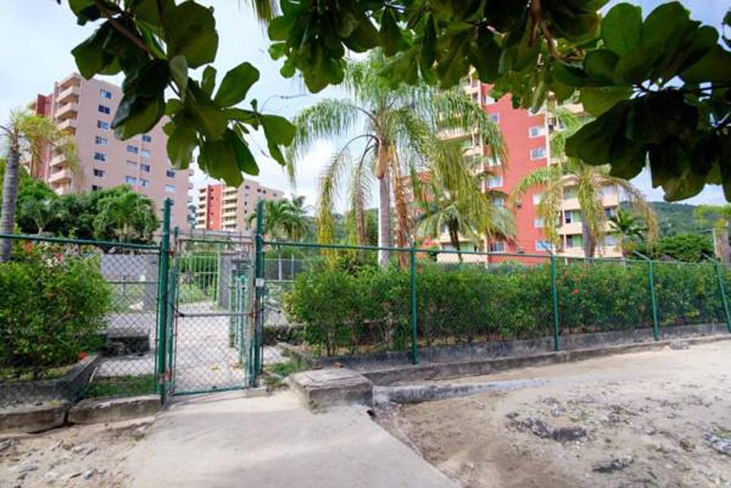 Turtle Beach Towers Apt 22 C - Ocho Rios Esterno foto